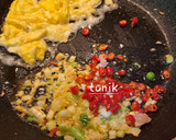 Foto langkah ke 2 dari resep Nasi Goreng Hongkong.
