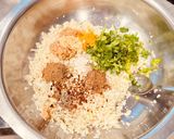 गोभी का पराठा नए फ्लेवर में (Gobi ka Paratha in a new flavour) रेसिपी चरण 2 फोटो