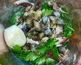 Foto del passaggio 9 della ricetta Rotolino di Sgombro & Crudo di Gambero Rosso su Salsa di Prezzemolo ed Acciughe