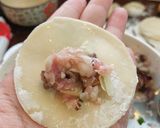 Hình bước làm 5 của món Há cảo Gyoza Nhật Bản