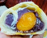 Hình bước làm 5 của món Bánh ngàn lớp nhân khoai môn trứng muối