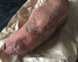 Une image de l'étape 1 de Velouté de patate douce, curry et lait de coco.