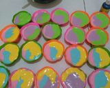 Foto langkah ke 7 dari resep Bolu kukus bunga mawar.