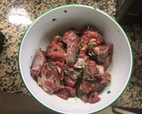 Foto del paso 1 de la receta: Jarrrete (morcillo) de ternera estofado