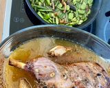 Une image de l'étape 6 de Gigot d’agneau à l’ail, miel, moutarde et muscat.
