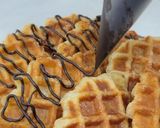Foto langkah ke 4 dari resep Croffle Choco Banana.
