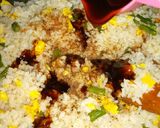 A picture of step 6 of White fried rice and shredded sauce.