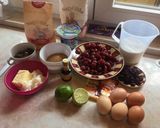 Cseresznyés, áfonyás, csokis, joghurtos piskóta 🍒🍶🍫🥧 recept fázis 1 fotója