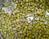 पौष्टिक मूग रस्सा भाजी (moong rassa bhaji recipe in marathi) रेसिपी स्टेप 1 फोटो 