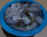Foto langkah ke 1 dari resep Udang Oseng Mentega.
