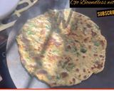 A picture of step 7 of Hara Bhara Parantha (Leafy wholeweat Flatbread).