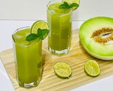 A picture of step 4 of Honeydew Melon Sharbat.