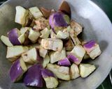 A picture of step 4 of Potato, Brinjal Dry Curry With Mixed Mustard Powder.
