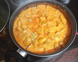 Foto del paso 7 de la receta: Gallo al estilo canario con mojo de pimiento y tomate asado y papas arrugás