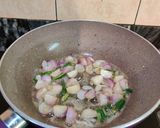 A picture of step 2 of PERI PERI PASTA...