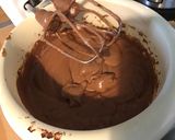 Une image de l'étape 8 de Gâteau chocolat fraises caramel.