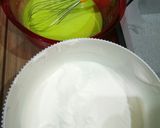 Foto langkah ke 3 dari resep Ogura pandan cake.