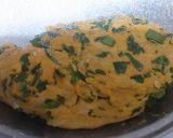 A picture of step 2 of Onion Methi Paratha.