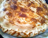 Foto del passaggio 3 della ricetta Pizza rustica con stracciatella gamberetti e salmone
