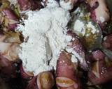 รูปขั้นตอนการทำที่ 3 ของ ปลาหมึกยัดไส้ทอดกระเทียม