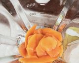Foto langkah ke 1 dari resep Mango milk smoothies.