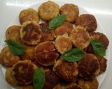 Foto del passaggio 9 della ricetta Polpette di broccolo e amenta