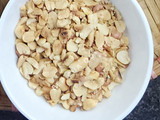 Cà tím nướng, xốt mỡ hành, nước tương