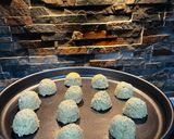 Foto del paso 4 de la receta: Coquitos sin azúcar y harina de almendras