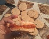 Foto del paso 12 de la receta: Alfajores crocantes de pistachos y dulce de membrillo veganos