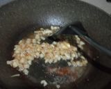 Foto langkah ke 3 dari resep Udang goreng mentega.