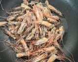 A picture of step 2 of Grandma Carmela’s Gambas al Ajillo 👵🏻.