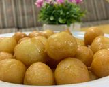 صورة لخطوة 3 من وصفة لقيمات لذيذة ومقرمشه 😍