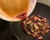 A picture of step 4 of 3 cups mushrooms.