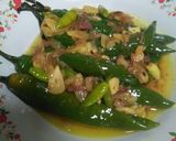 Foto langkah ke 3 dari resep Cabe ijo tumis.