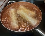 A picture of step 5 of Rubenesque Egg Roll Grande.