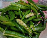 Foto langkah ke 1 dari resep Ase cabe ijo, Lidah sapi plus tahu.