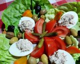Une image de l'étape 7 de Salade composée aux œufs mimosa au thon 🥗🥚🍴.