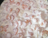Foto del paso 2 de la receta: Pasta con camarones a los 4 quesos