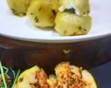 A picture of step 6 of Stuffed sooji balls.