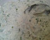 Foto langkah ke 3 dari resep Cilok Kucai Isi Sosis.
