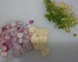 Foto langkah ke 1 dari resep Tumis Oncom.