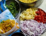A picture of step 1 of Puffed rice bhel.