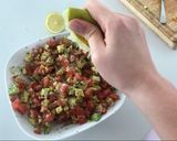 Foto del paso 2 de la receta: Pico de gallo 🥗🍅🥑