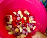 Foto langkah ke 1 dari resep Rica ayam kampung.