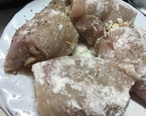 Foto del paso 3 de la receta: Filetes de pollo rellenos de queso y bacon en salsa de champiñón
