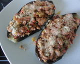 Foto del paso 7 de la receta: Berenjenas rellenas de carne picada de pollo
