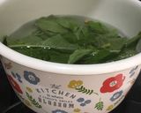 Foto langkah ke 2 dari resep Sayur Bayam Hijau (Rasa Manis Segar) dengan kunci.