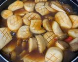 Hình bước làm 2 của món Nấm Đùi Gà Rim Me Chay