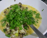 Foto del paso 3 de la receta: Omelette con setas, ajitos y cilantro