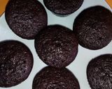 A picture of step 6 of Simple chocolate cupcakes.